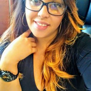 Meet your Posher, Damaris